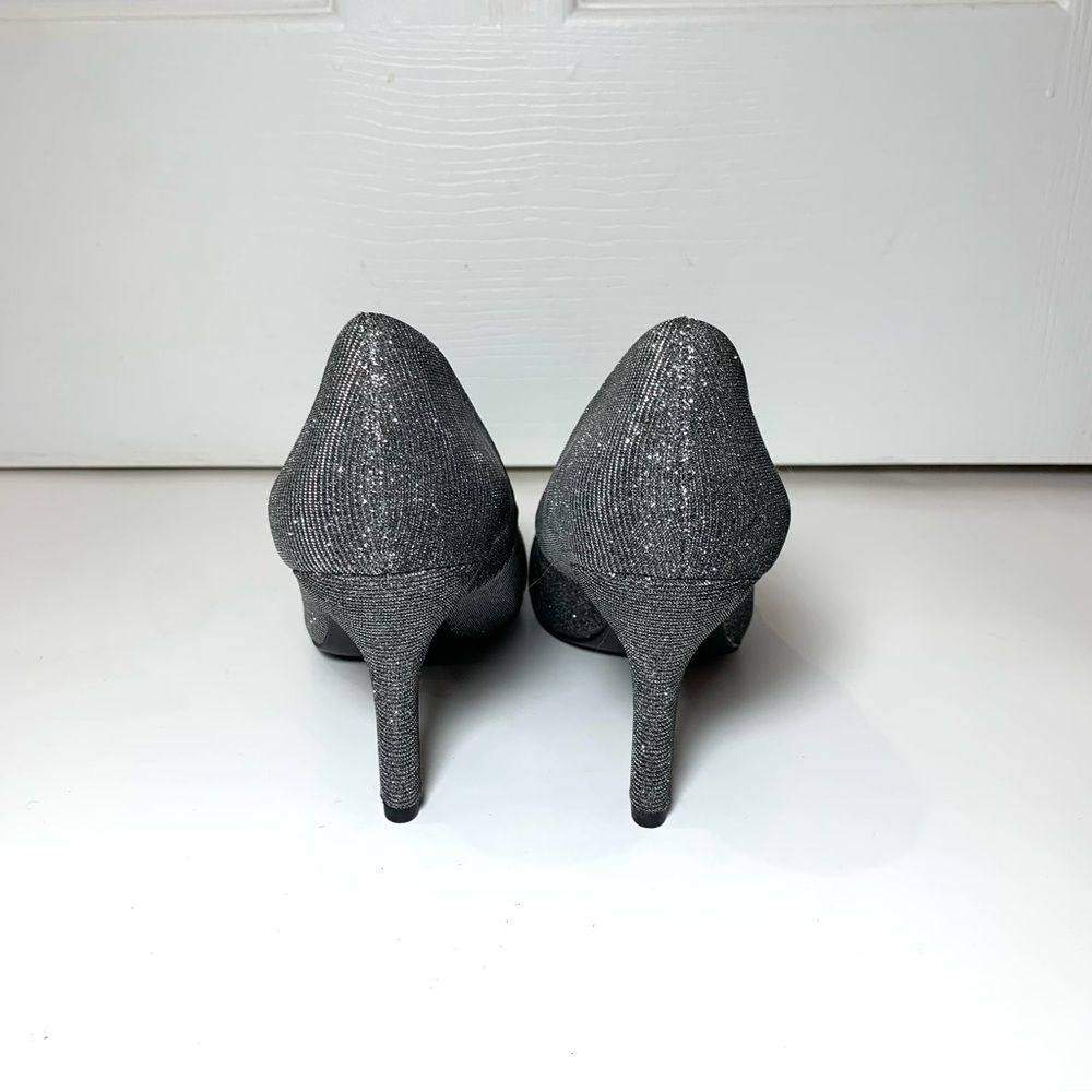 Sparkling Pewter Silver Glitter Pumps Metallic High Heel Party Shoes Formal NIB - Picture 5 of 10